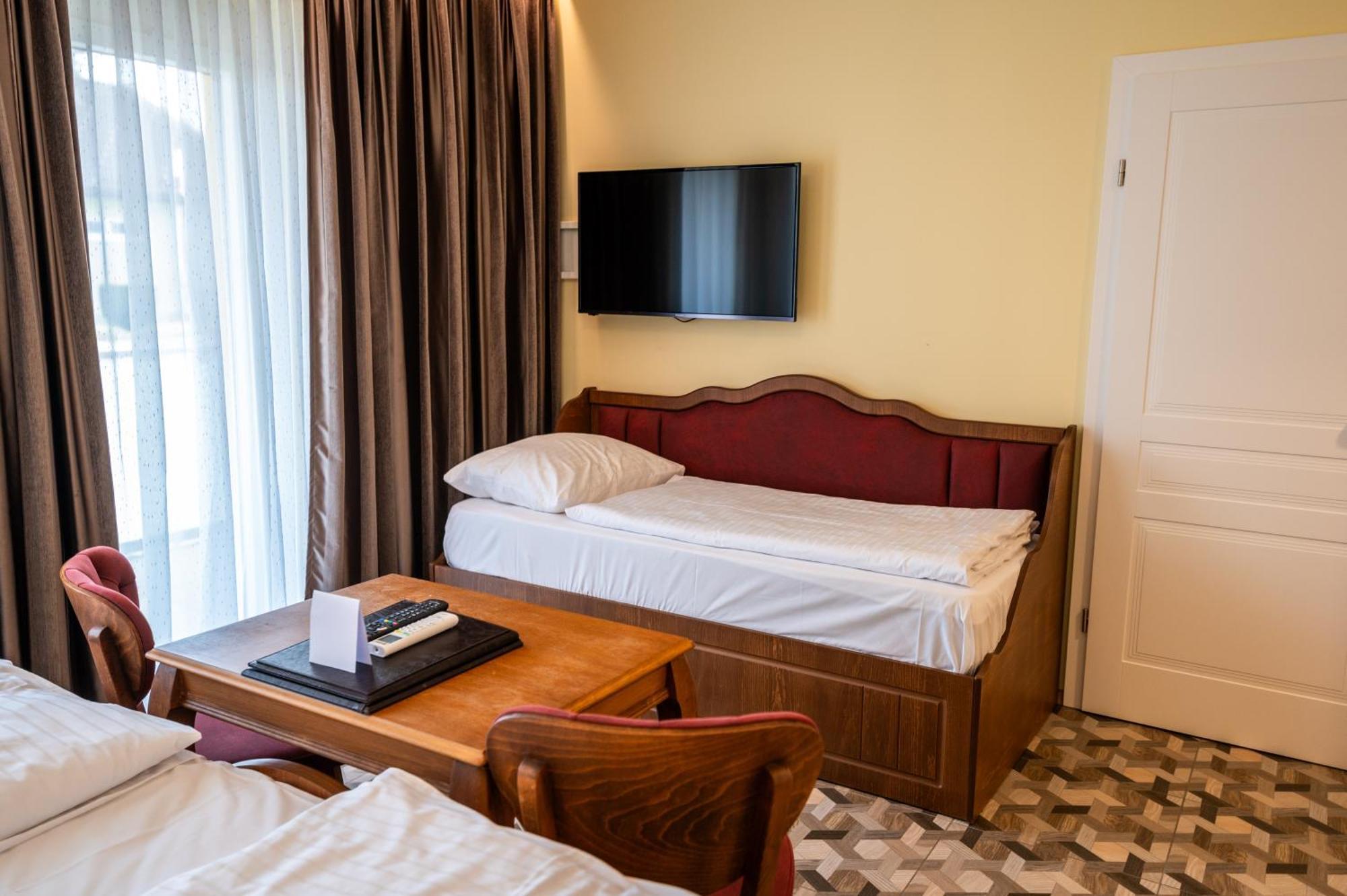 Vulkan Residenz Hotel Schwarzautal