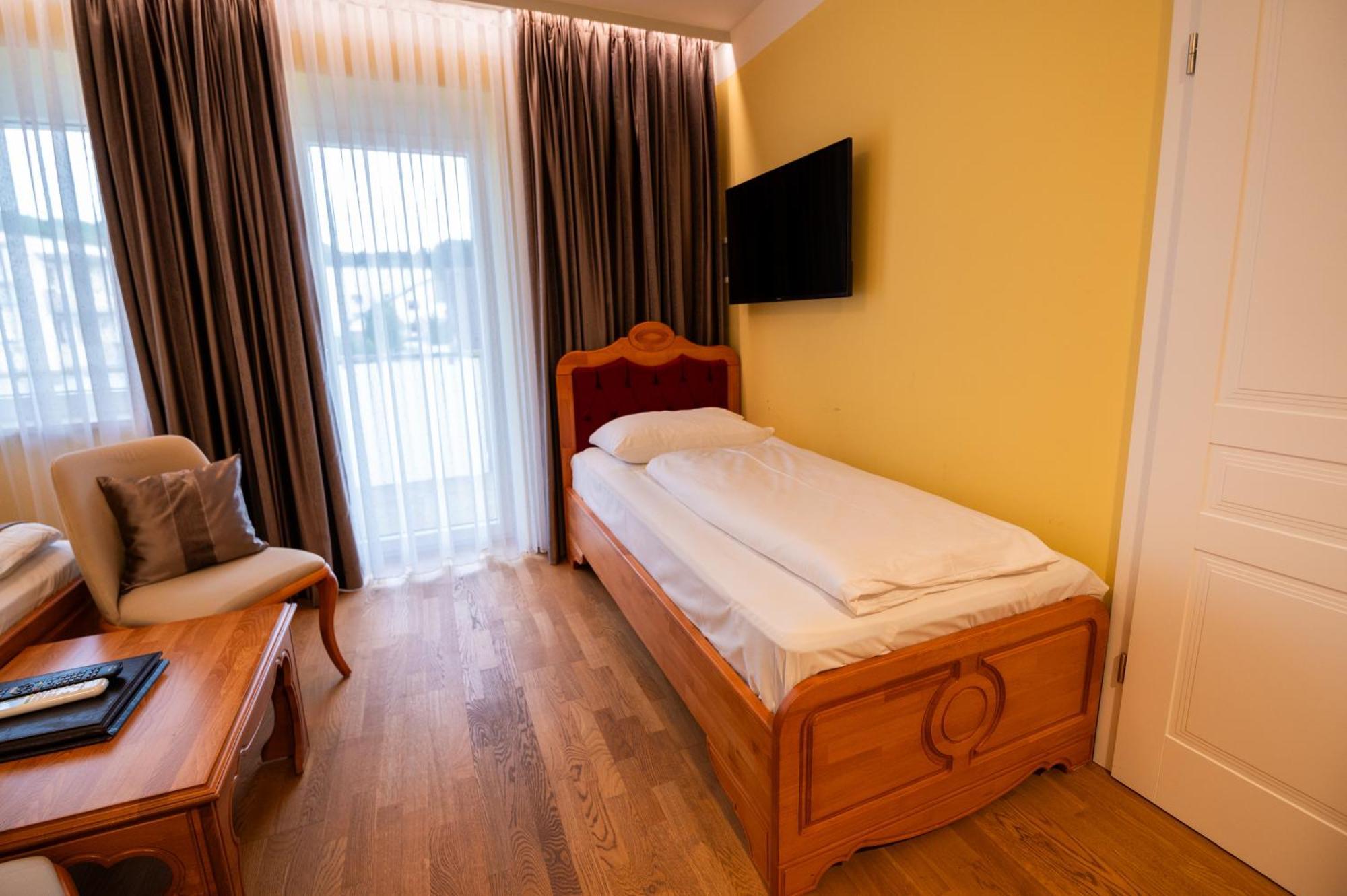 Hotel Vulkan Residenz 3*